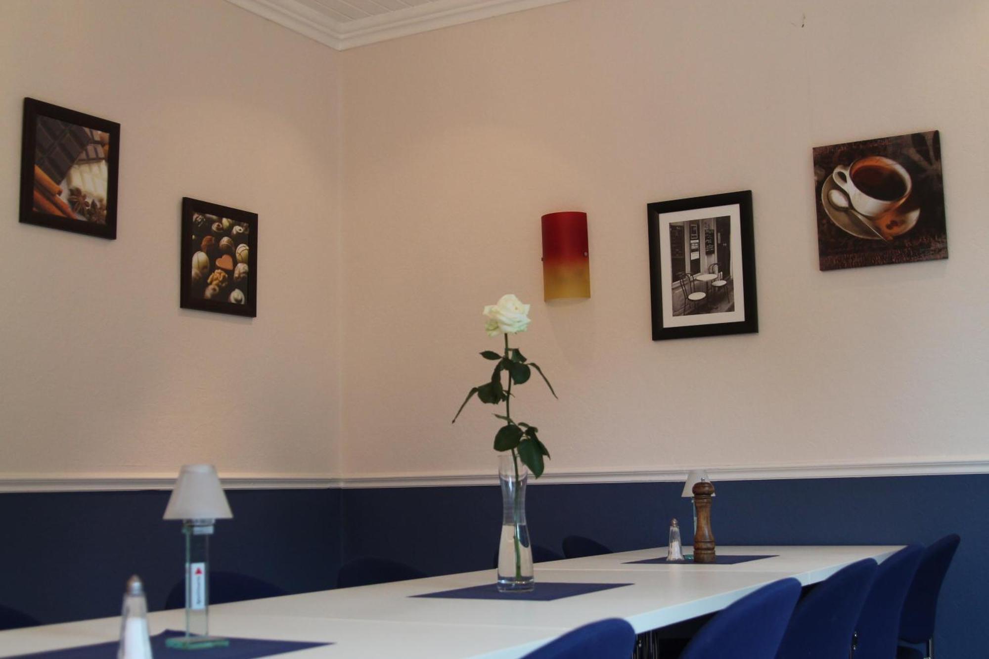 Smart Hostel By Landgasthof Velber 24H7D Seelze Luaran gambar