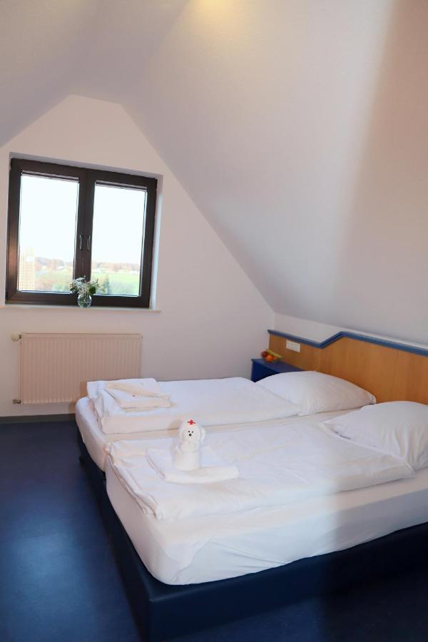 Smart Hostel By Landgasthof Velber 24H7D Seelze Luaran gambar