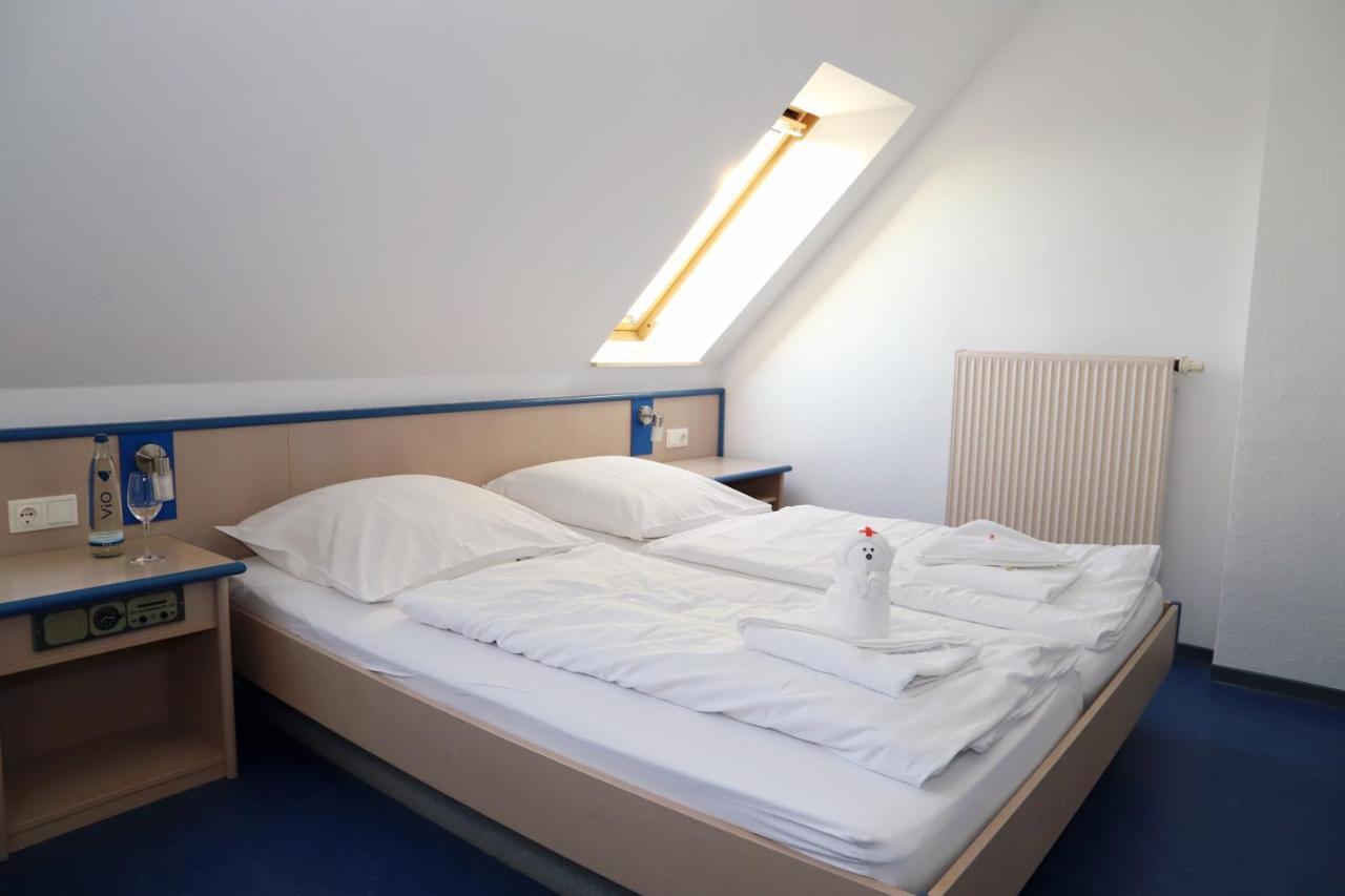 Smart Hostel By Landgasthof Velber 24H7D Seelze Luaran gambar